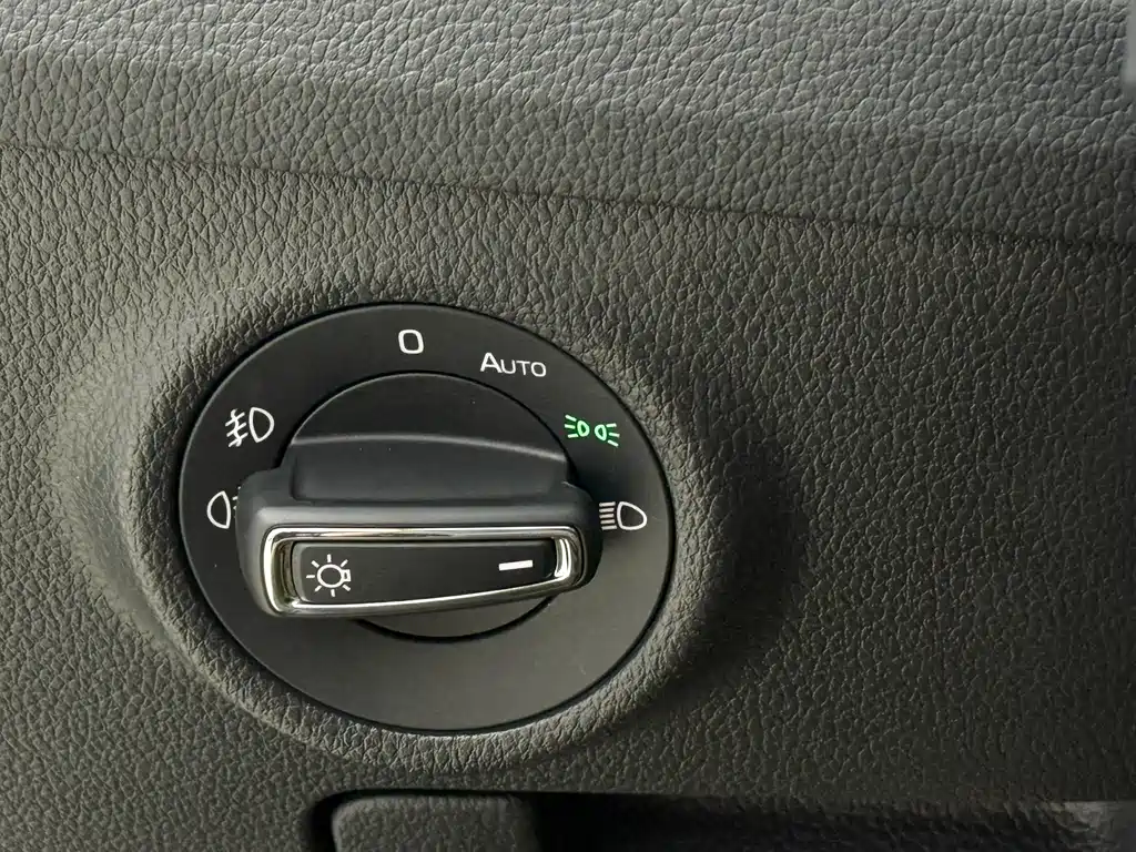 Skoda Superb 2023 — фото 16