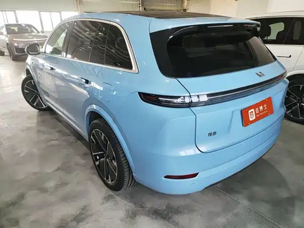 Li Auto L7 2025