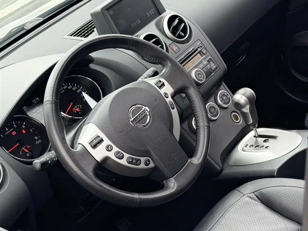 Nissan Qashqai 2015 — фото 10