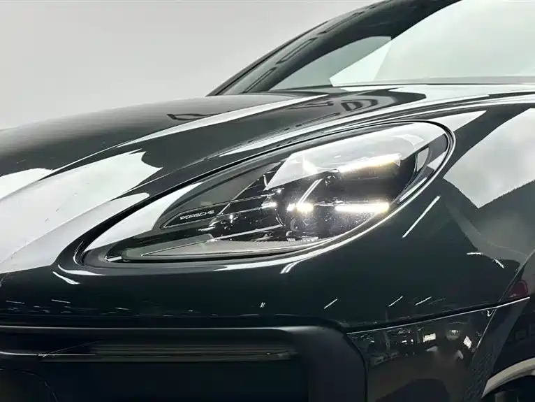 Porsche Macan 2023 — фото 7