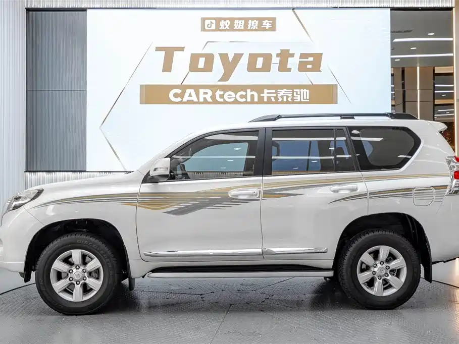 Toyota Prado 2016 — фото 3