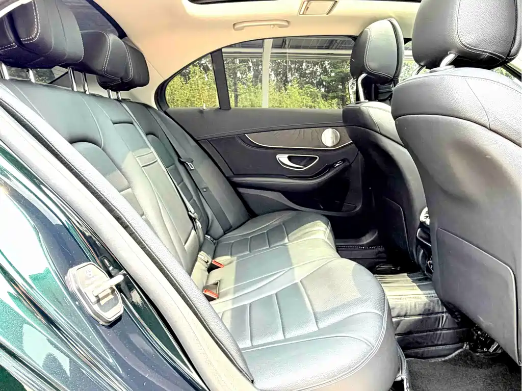 Mercedes-Benz C-Class 2020 — фото 16