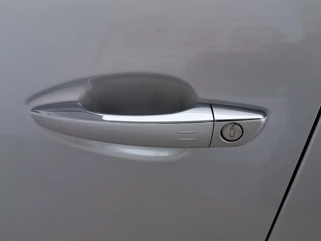 Peugeot 4008 2017 — фото 18