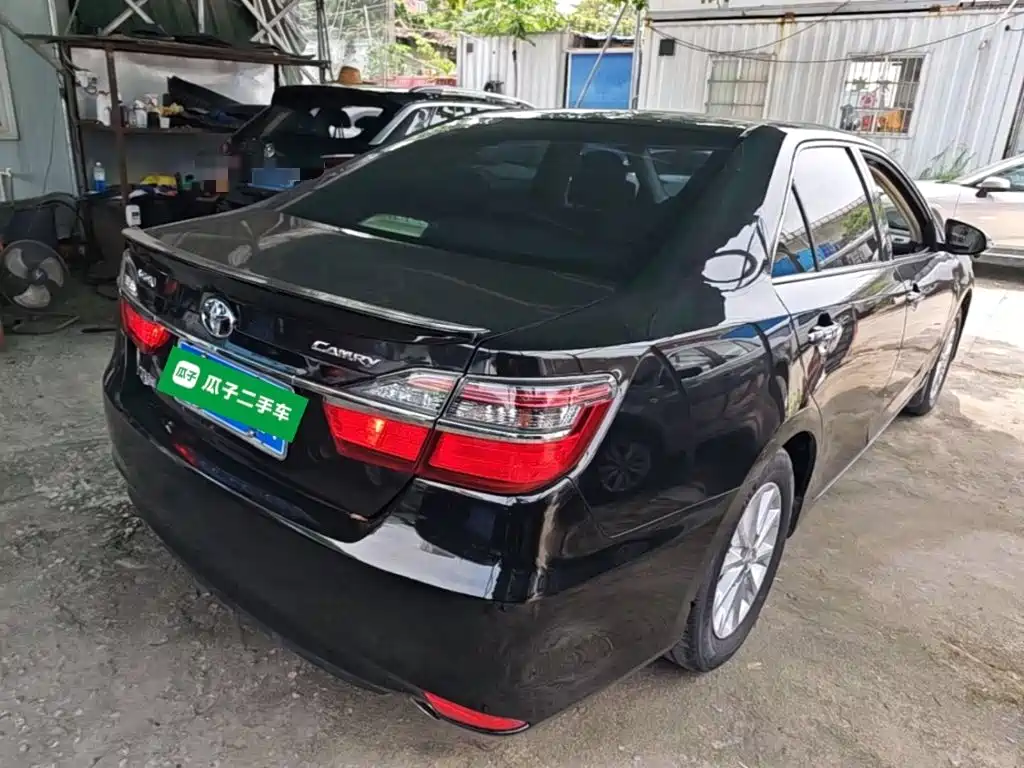 Toyota Camry 2017
