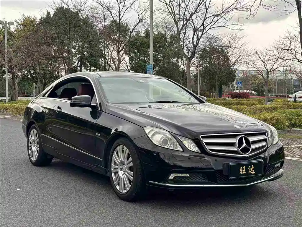 Mercedes-Benz E-Class 2011