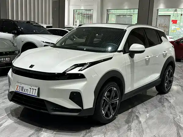 Lynk & Co 06 EM-P 2024