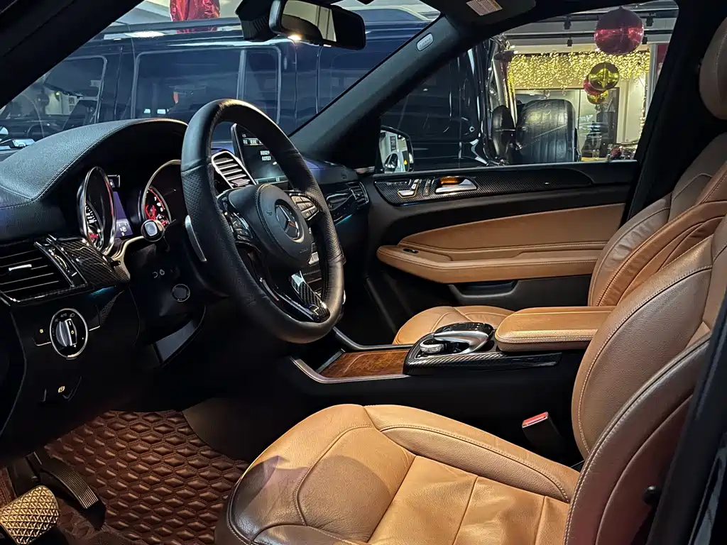 Mercedes-Benz GLS 2018 — фото 14