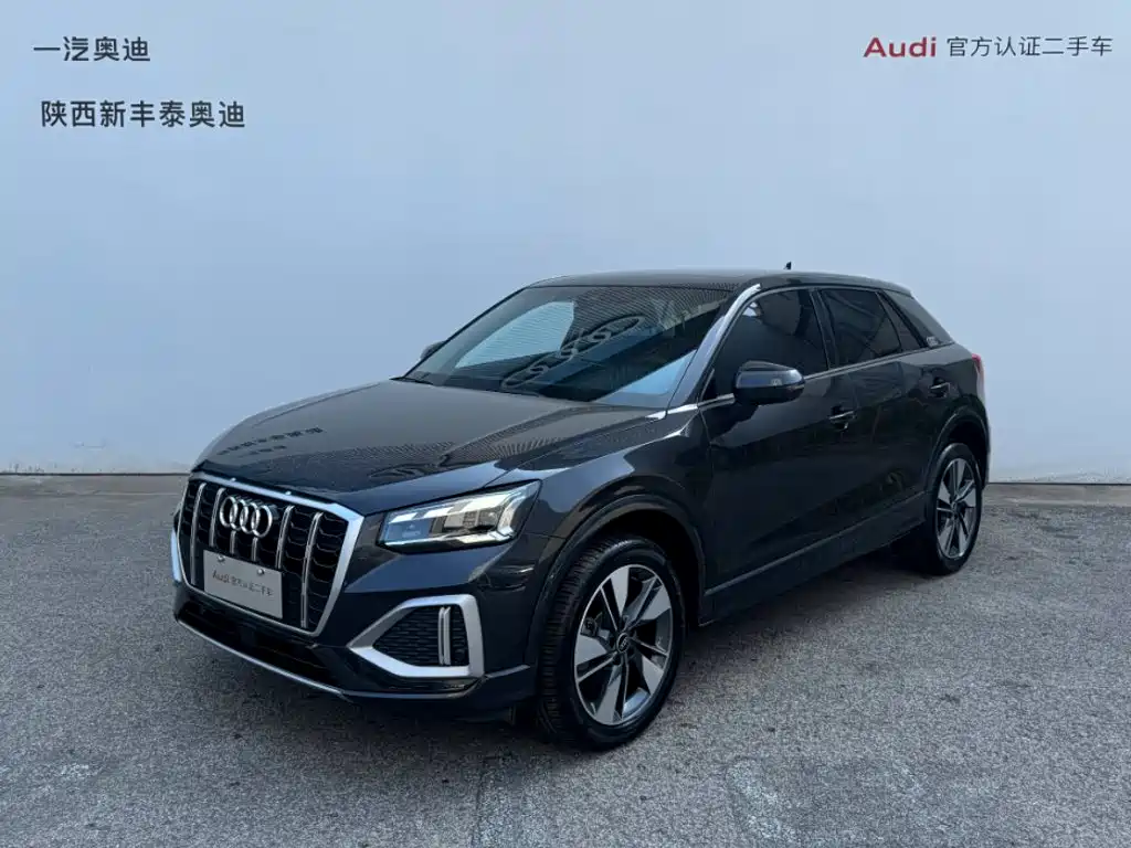 Audi Q2L 2024 — фото 1