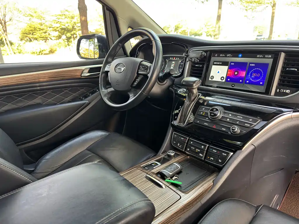 GAC Motor Trumpchi M8 2019 — фото 12