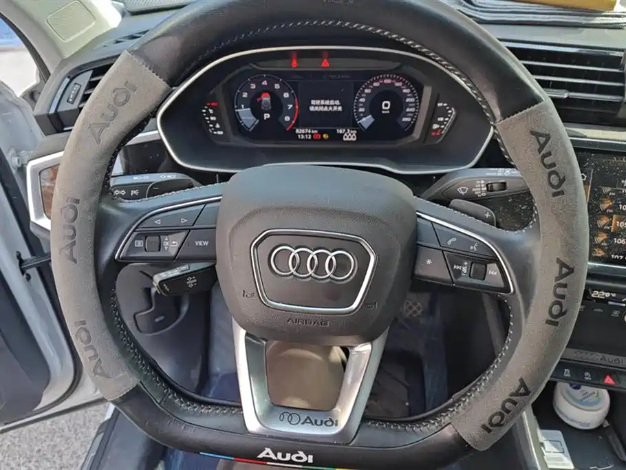 Audi Q3 2021 — фото 15