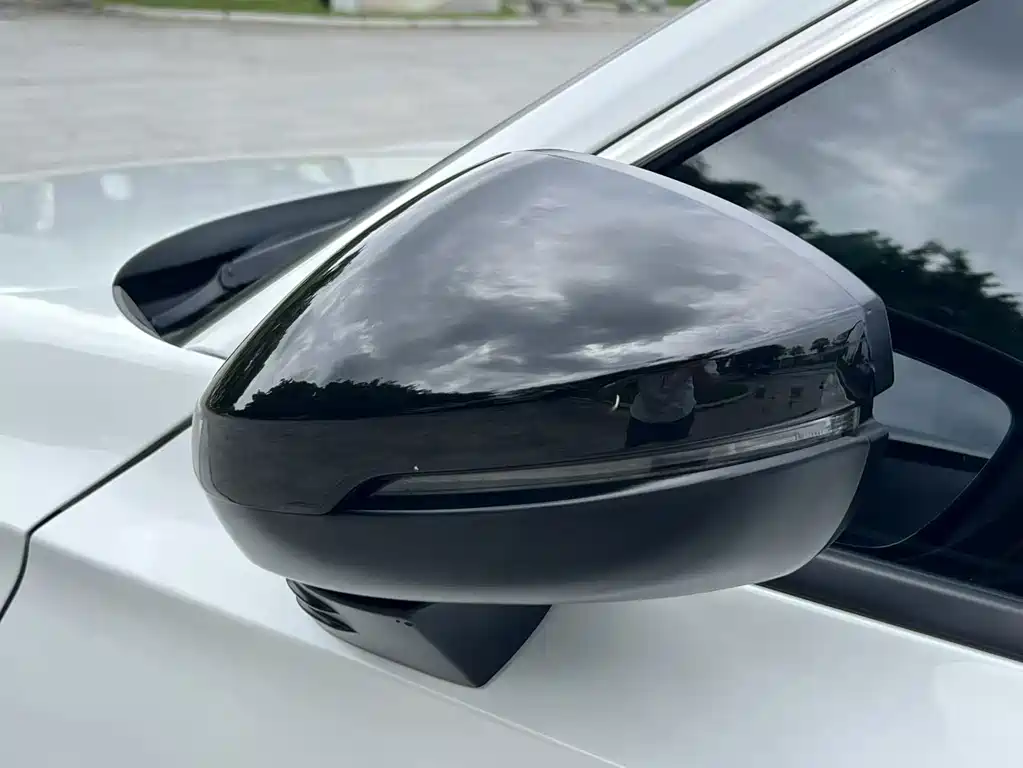 Honda Civic 2023 — фото 11