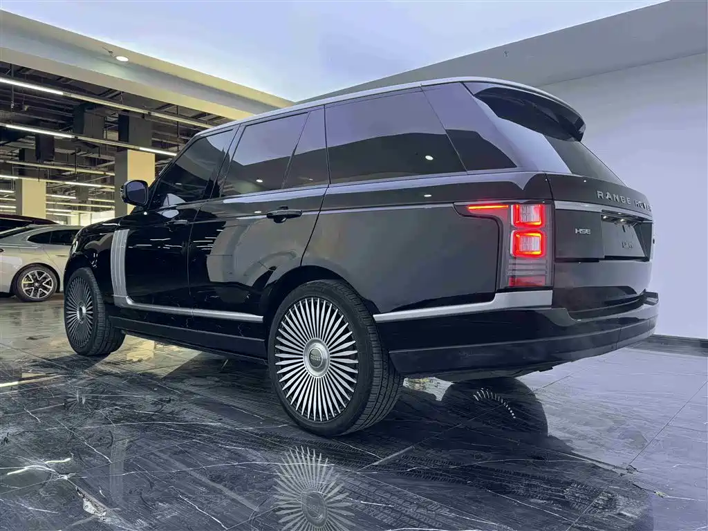 Land Rover Range Rover 2015 — фото 16