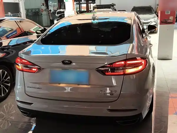 Ford Mondeo 2022