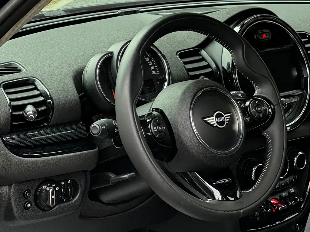 MINI Clubman 2019 — фото 14