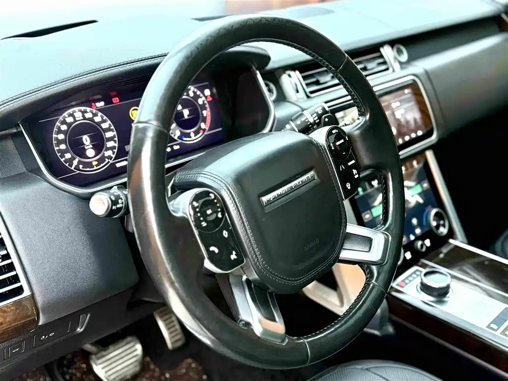 Land Rover Range Rover 2020 — фото 10