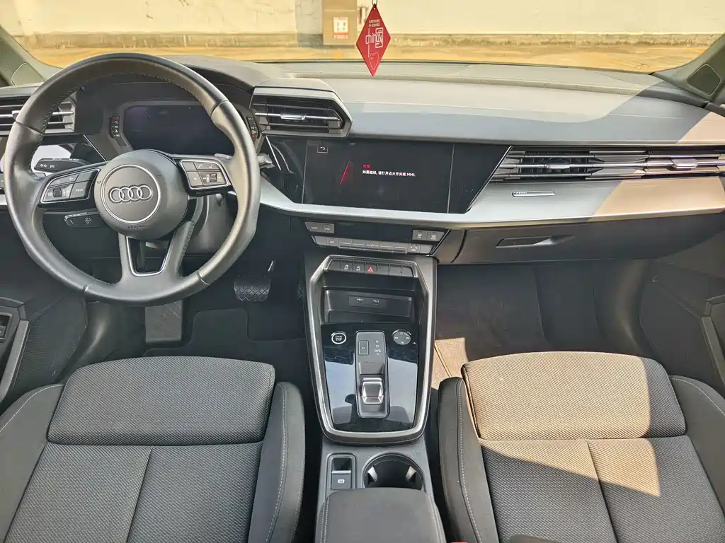 Audi A3 2021 — фото 11