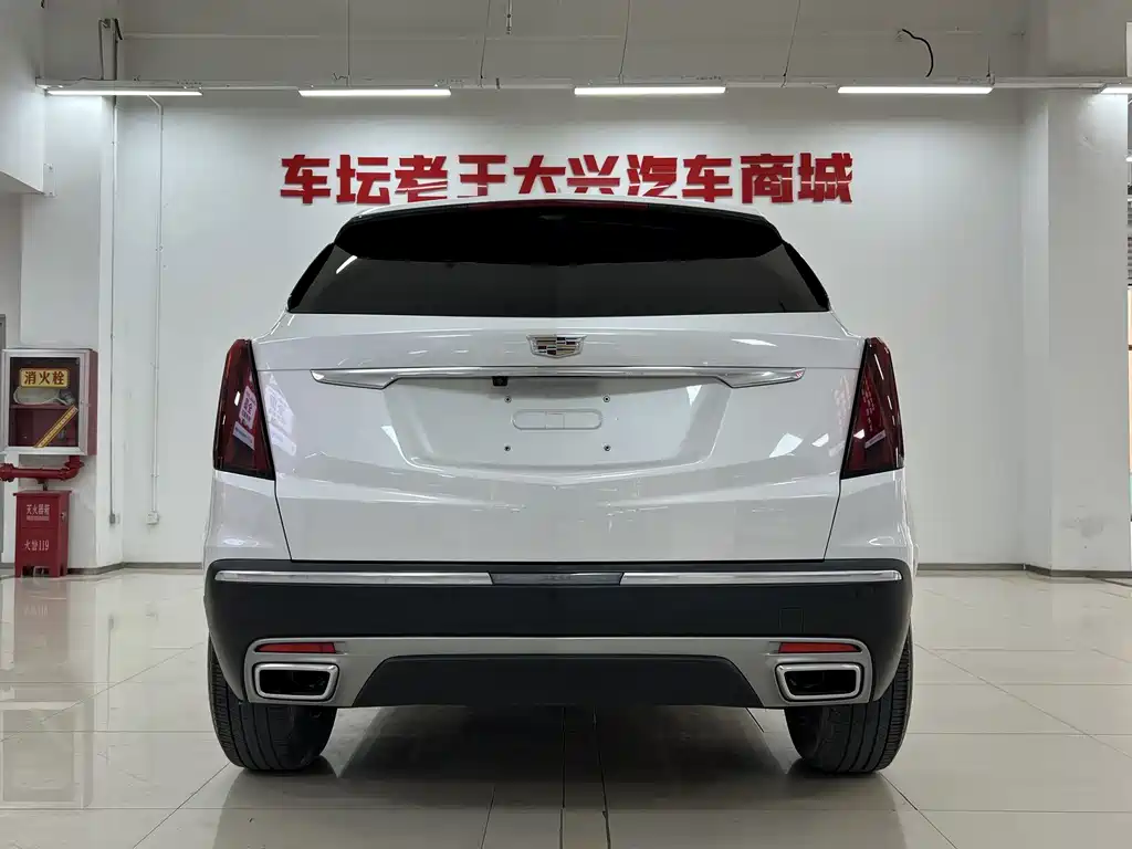 Cadillac XT5 2021 — фото 8