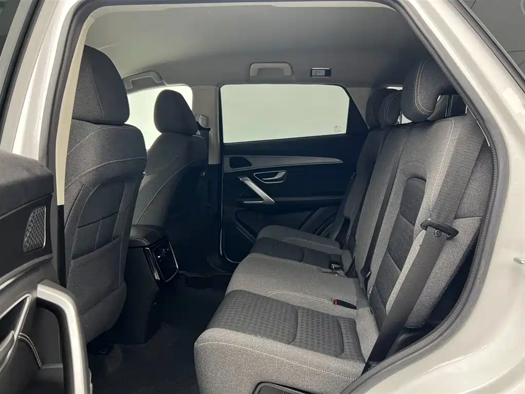 Jetour X70 PLUS 2022 — фото 14