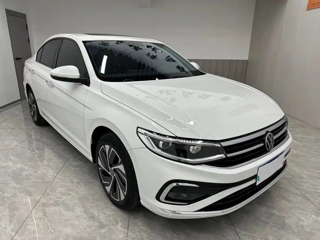 Volkswagen Bora 2023