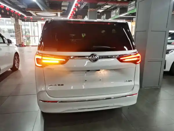 Buick GL8 2022
