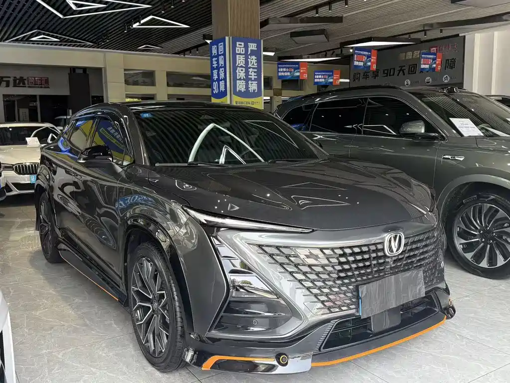 Changan UNI-T 2022 — фото 1