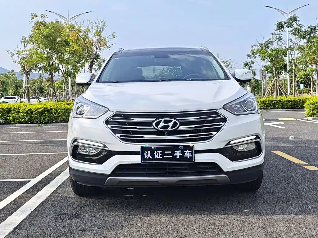 Hyundai Santa Fe 2018 — фото 2