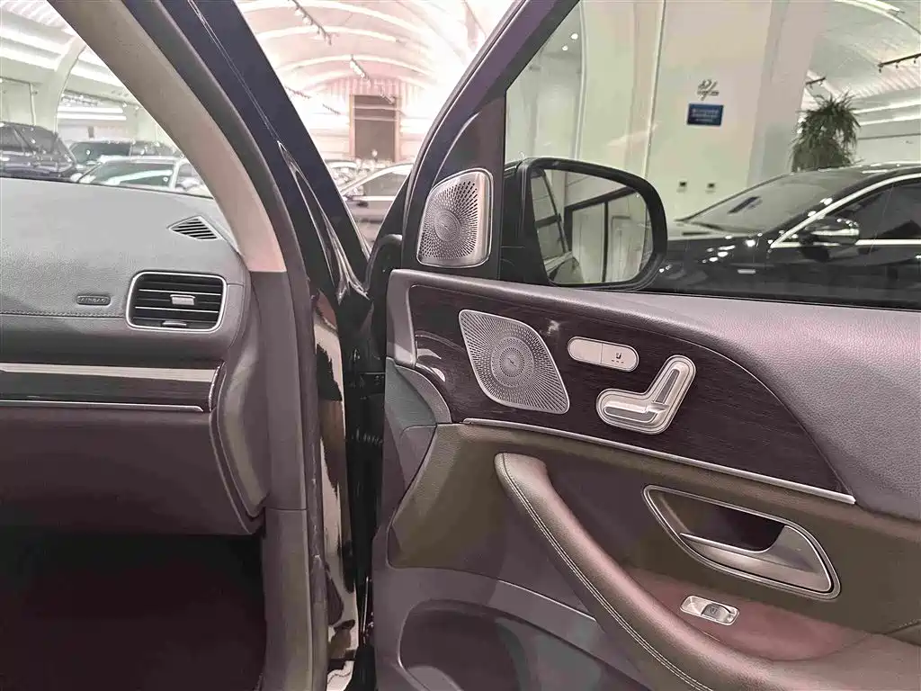 Mercedes-Benz GLE 2020 — фото 24