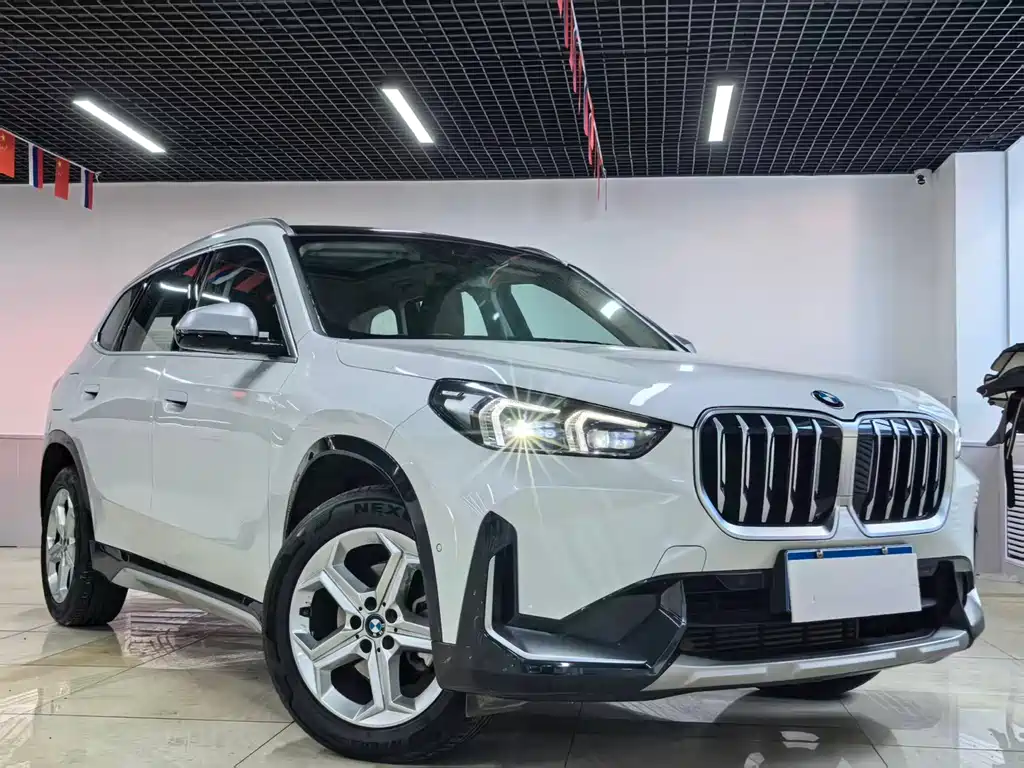 BMW X1 2023 — фото 3