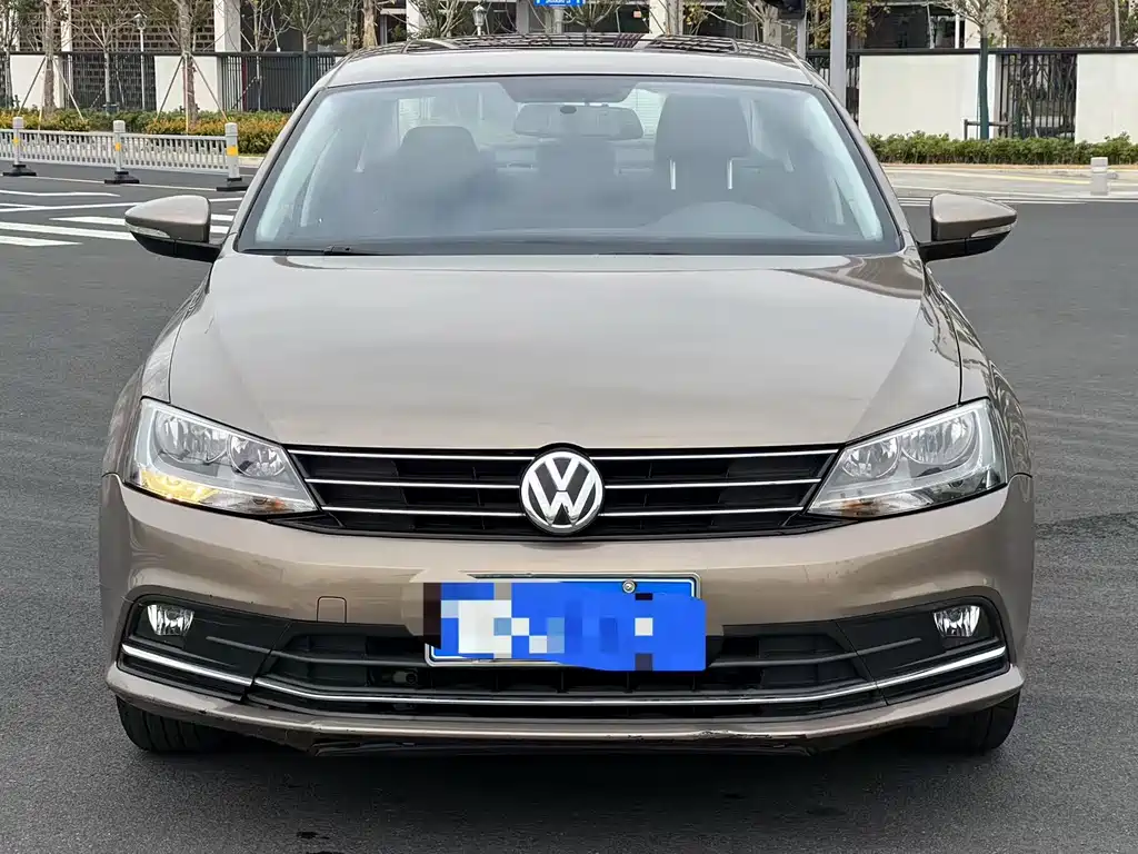Volkswagen Sagitar 2017