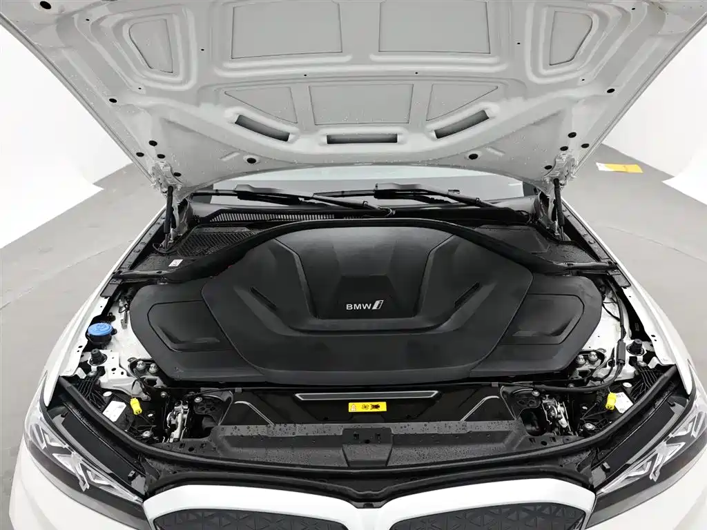 BMW i3 2025 — фото 17