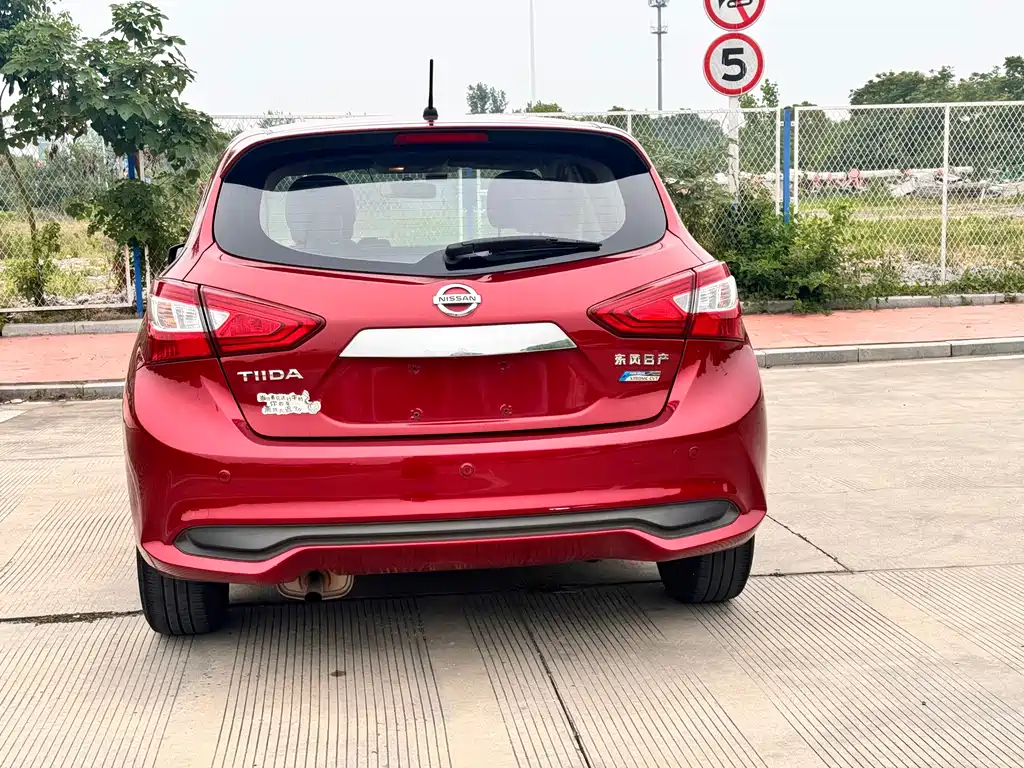 Nissan Tiida 2019 — фото 6