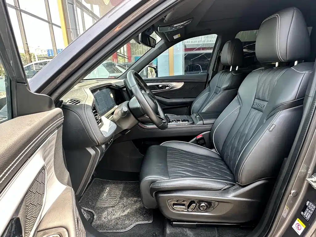 GAC Motor Trumpchi GS8 2022 — фото 21