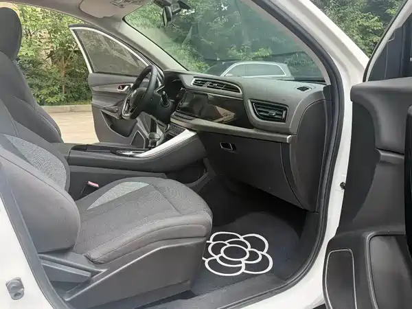 Dongfeng Fengshen AX7 2020
