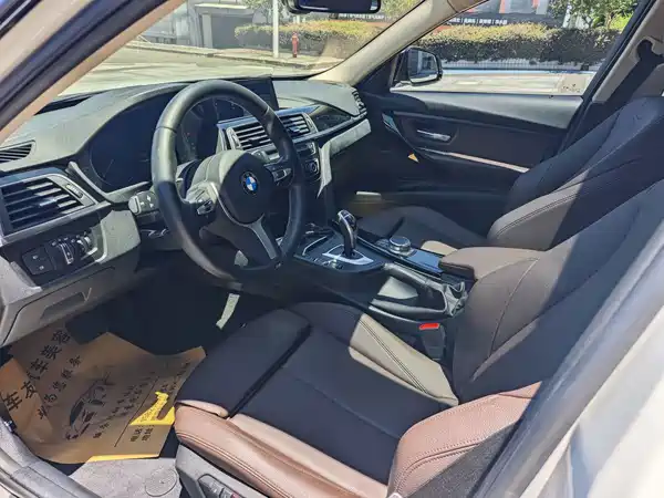 BMW 3 Series 2019