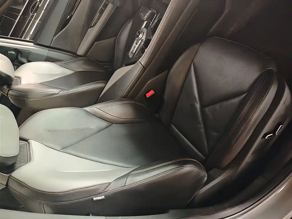Changan UNI-V 2022 — фото 25