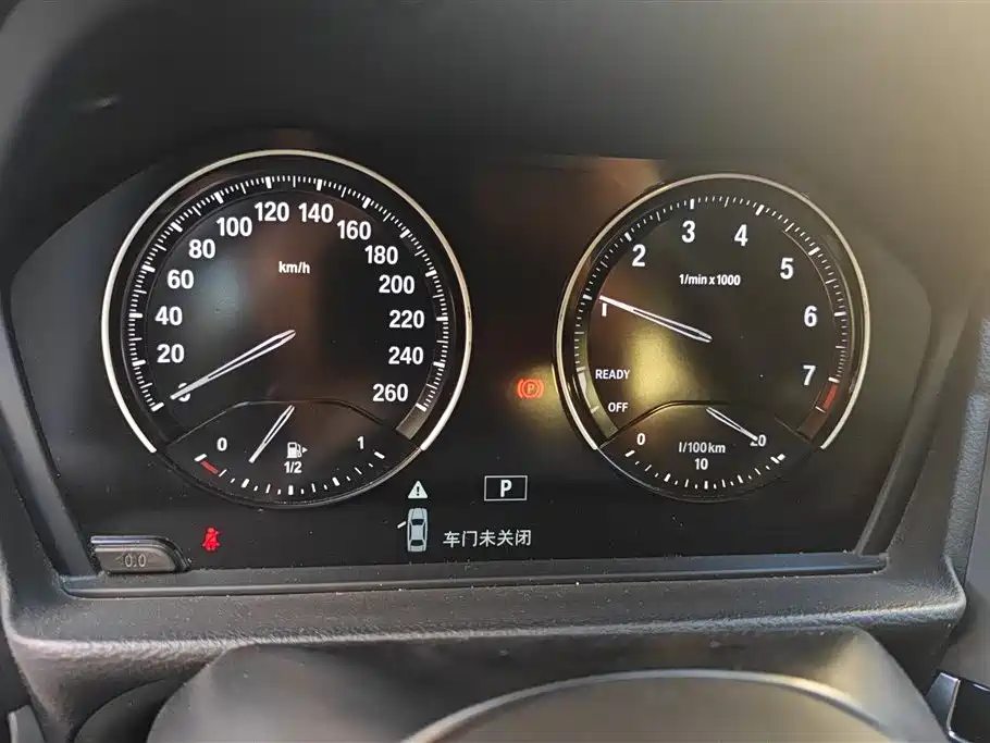 BMW 1 Series 2020 — фото 13