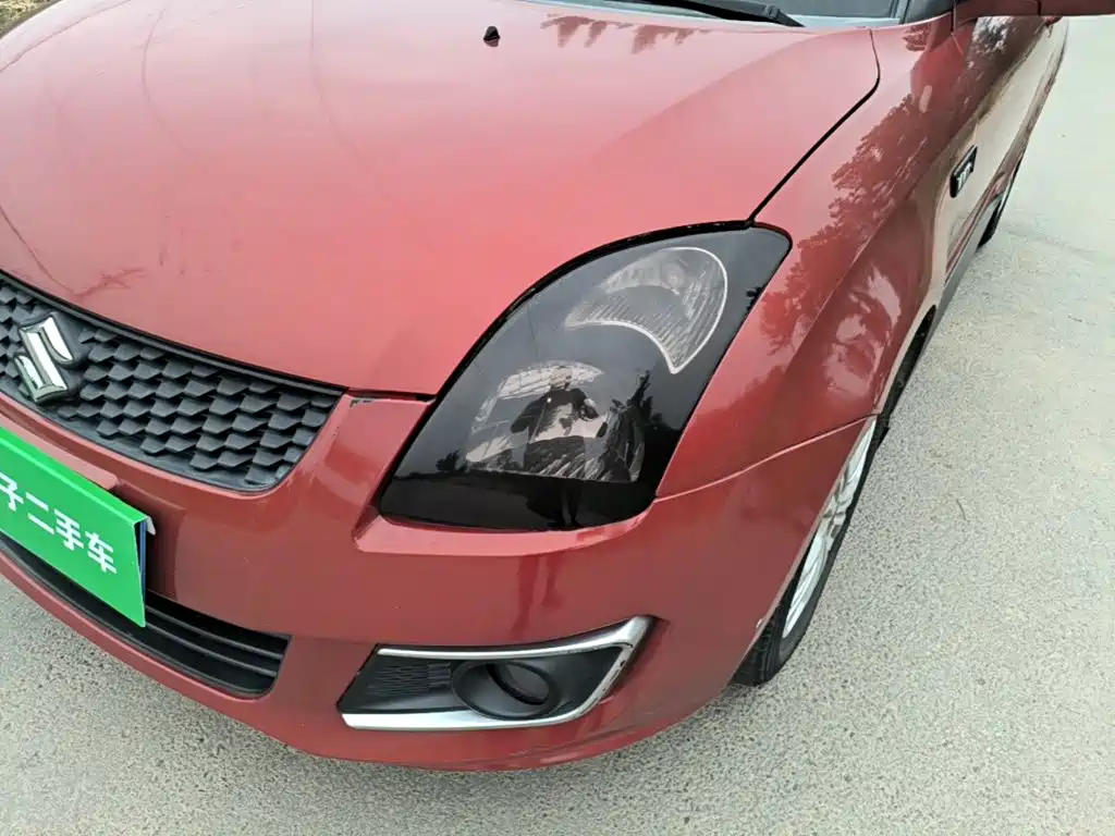 Suzuki Swift 2015 — фото 24