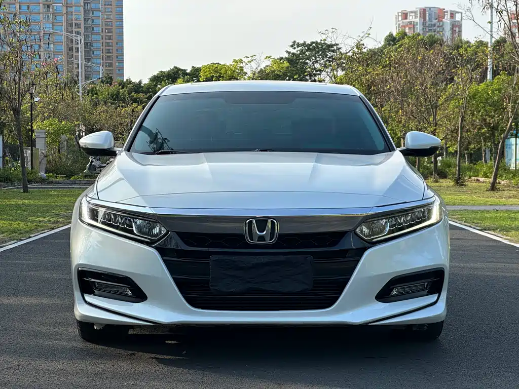 Honda Accord 2019 — фото 2