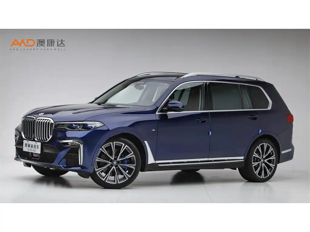 BMW X7 2022 — фото 1