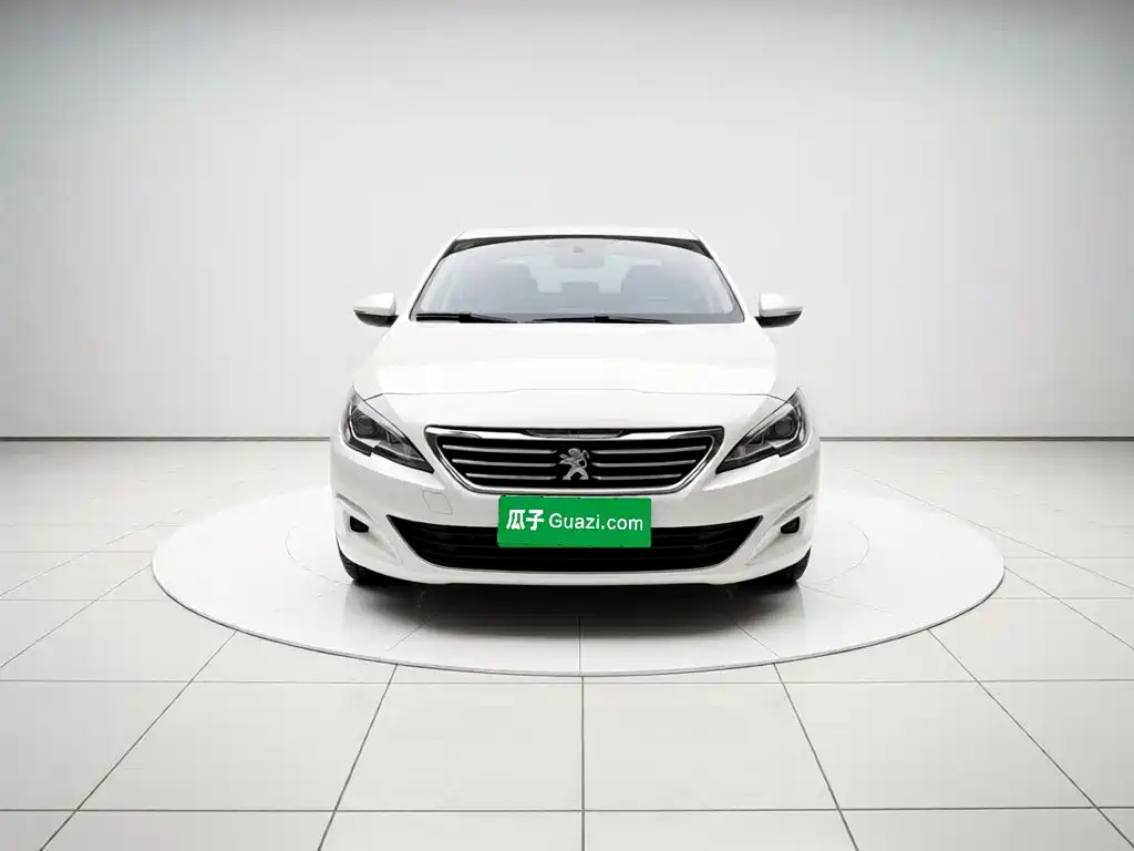 Peugeot 408 2017 — фото 24