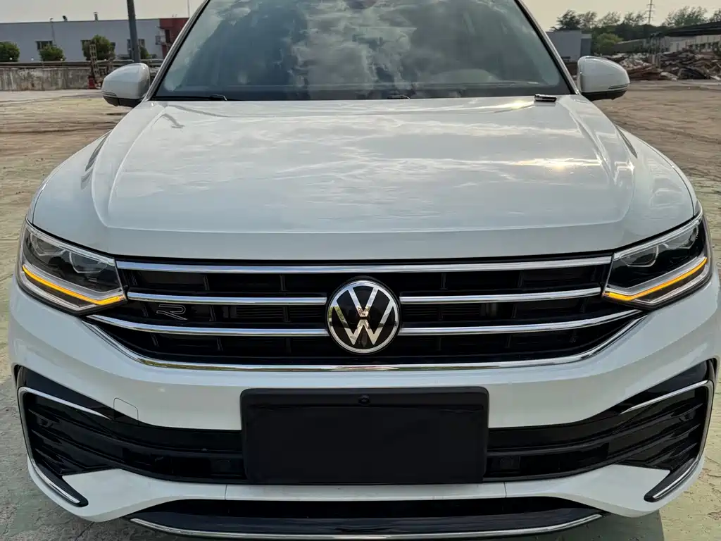 Volkswagen Tiguan L 2022