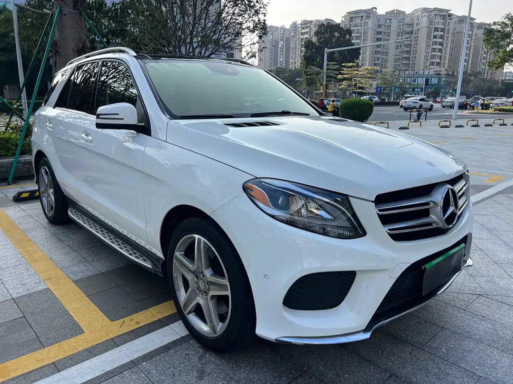 Mercedes-Benz GLE 2016 — фото 3