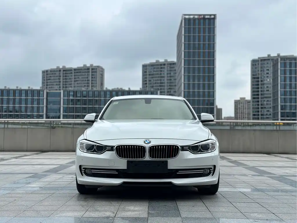 BMW 3 Series 2015 — фото 2