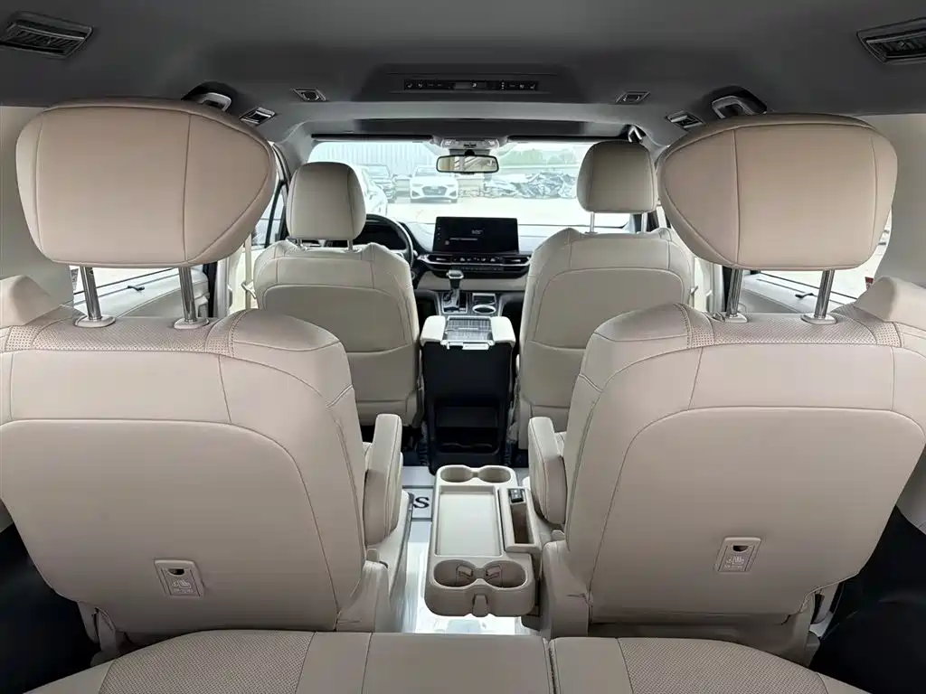 Toyota Sienna 2022 — фото 22