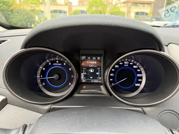 Changan Eado XT 2016