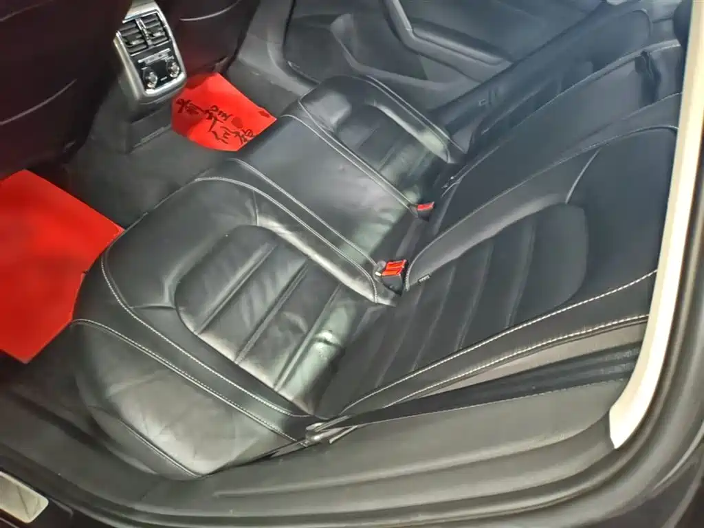 Volkswagen Passat 2018 — фото 17