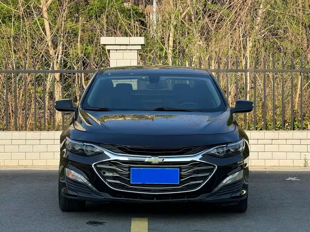 Chevrolet Malibu XL 2023 — фото 1