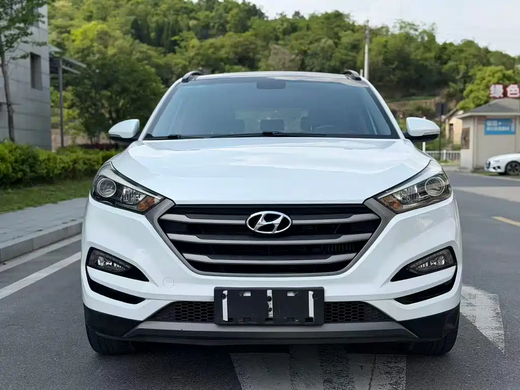 Hyundai Tucson 2017 — фото 2