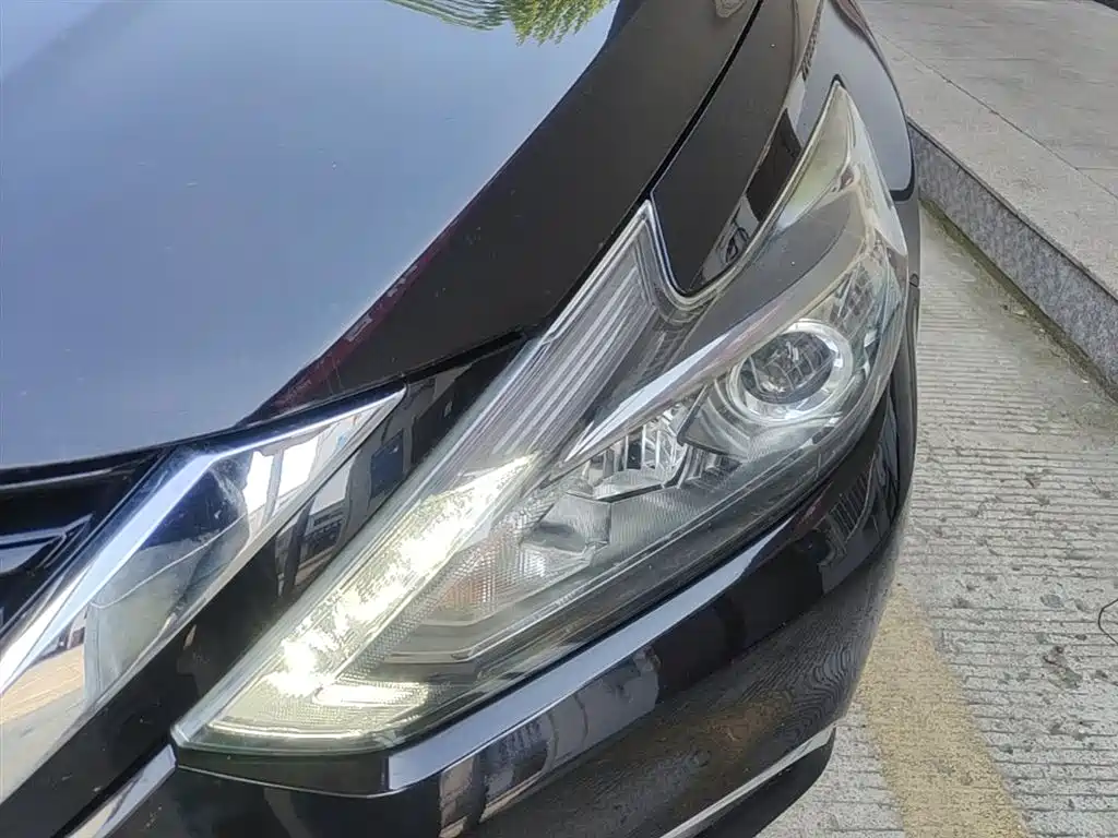 Nissan Teana 2018 — фото 23