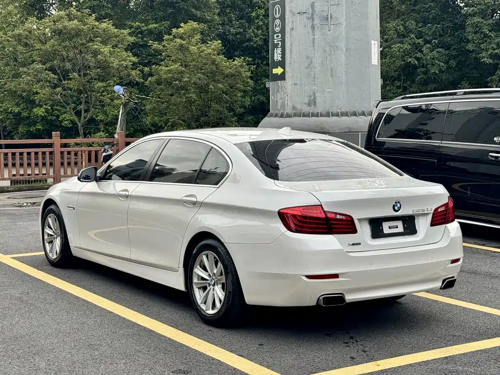 BMW 5 Series 2016